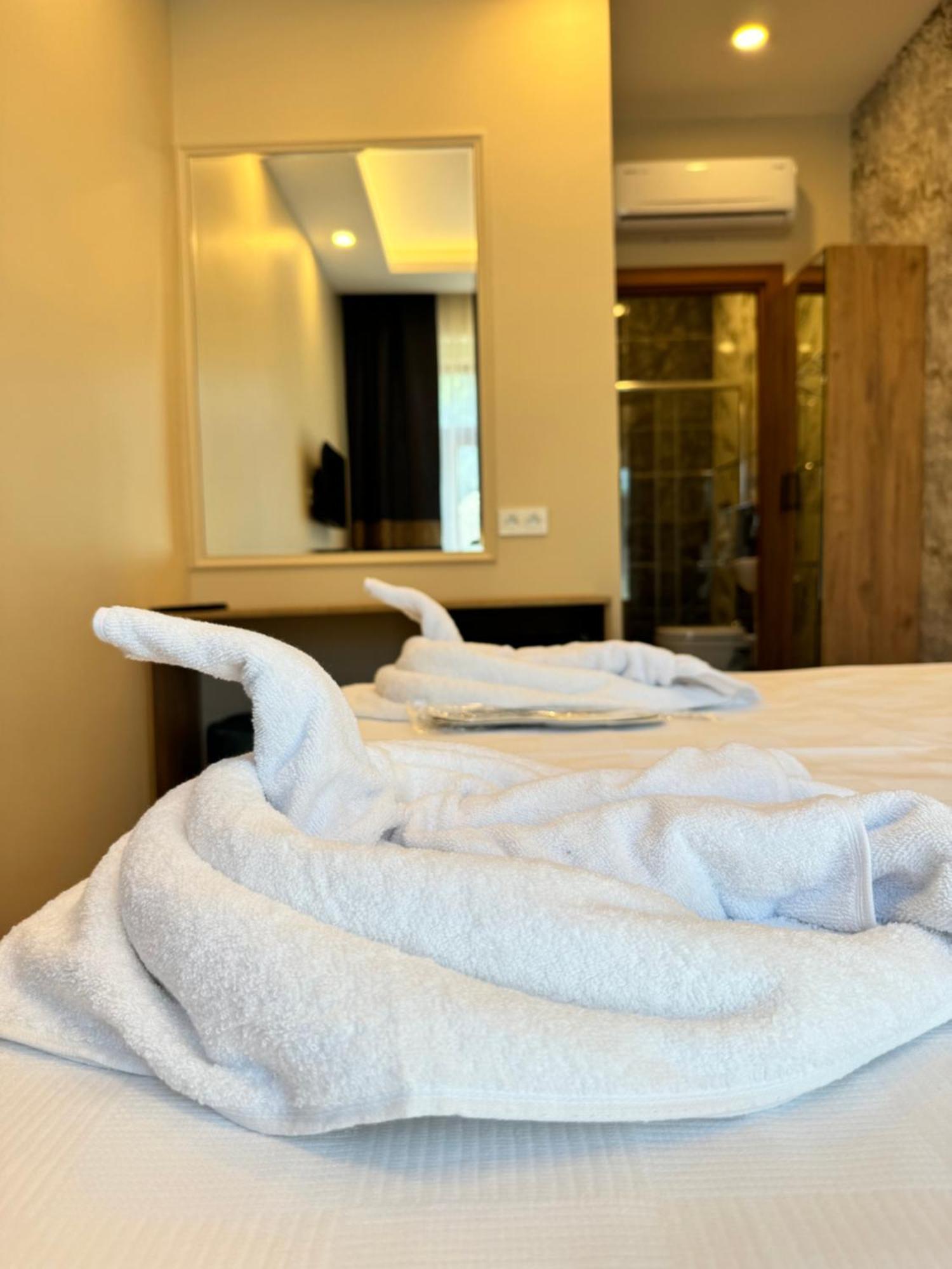 Riverside Hotel Istanbul Ngoại thất bức ảnh